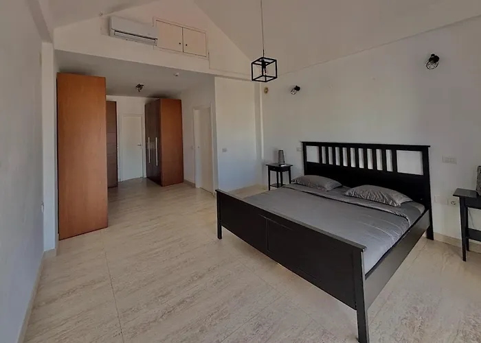 Apartment Exclusive Master *